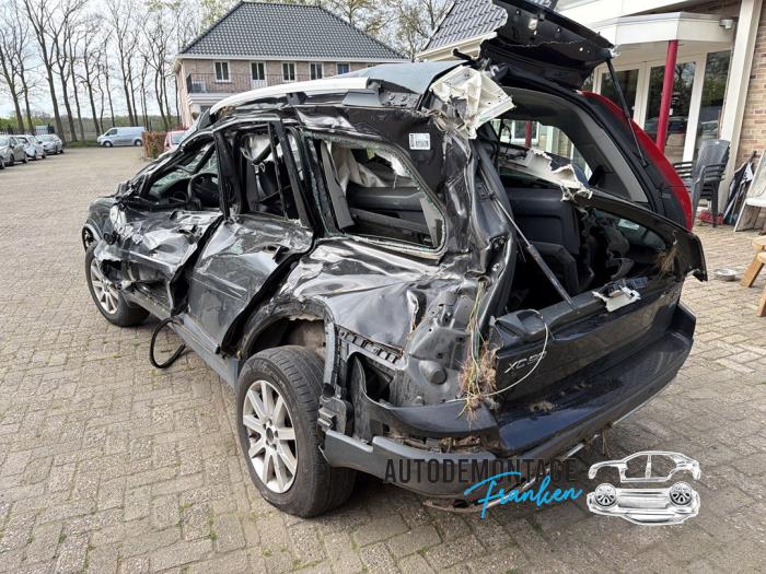 Gebruikte Steekas links-achter Volvo XC90 I 2.4 D5 20V Prijs op aanvraag aangeboden door Franken Autodemontage B.V.