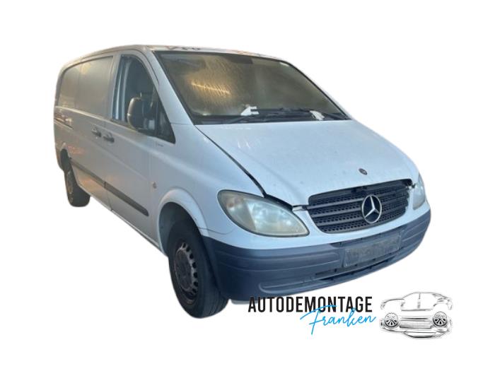 Gebruikte Aandrijfas links-achter Mercedes Vito (639.6) 2.2 109 CDI 16V Prijs op aanvraag aangeboden door Franken Autodemontage B.V.