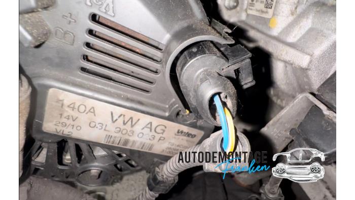 Gebruikte Dynamo Volkswagen Transporter T5 2.0 TDI DRF Prijs op aanvraag aangeboden door Franken Autodemontage B.V.