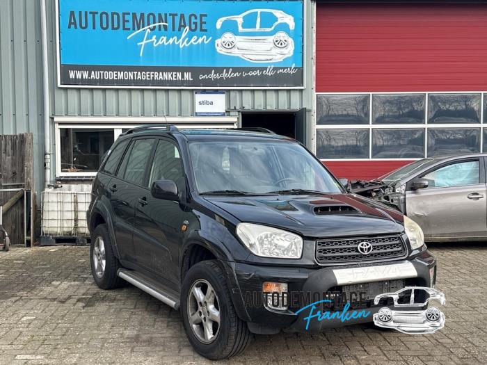 Gebruikte Benzinepomp Toyota RAV4 (A2) 2.0 D-4D 16V 4x4 Prijs op aanvraag aangeboden door Franken Autodemontage B.V.