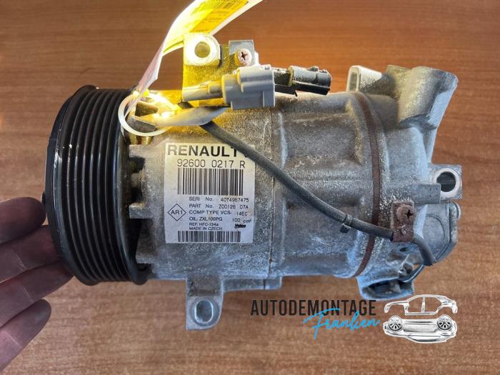 Gebruikte Aircopomp Renault Clio IV (5R) 1.2 TCE 16V GT EDC Prijs € 100,00 Margeregeling aangeboden door Franken Autodemontage B.V.