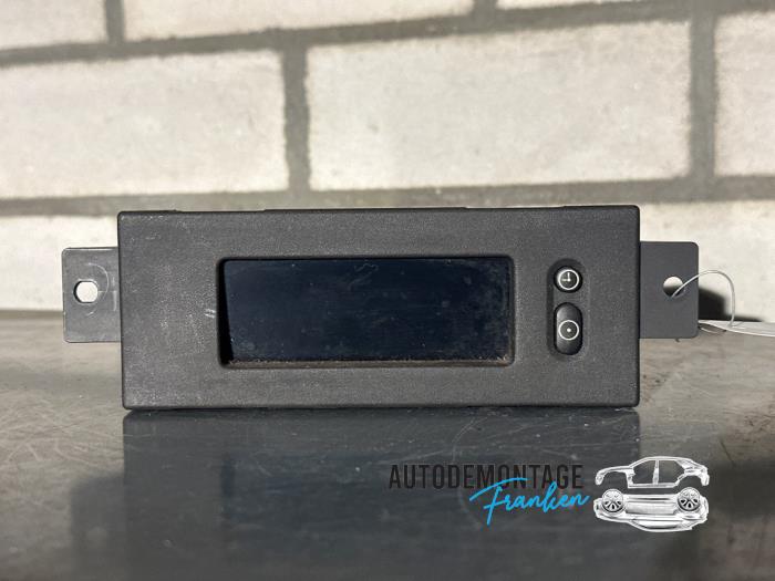 Gebruikte Display Interieur Opel Meriva (A) 1.7 DTI 16V Prijs € 20,00 Margeregeling aangeboden door Franken Autodemontage B.V.