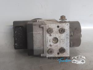 Gebruikte ABS Pomp Ford Transit 2.0 TDdi 16V 260S Prijs € 75,00 Margeregeling aangeboden door Franken Autodemontage B.V.