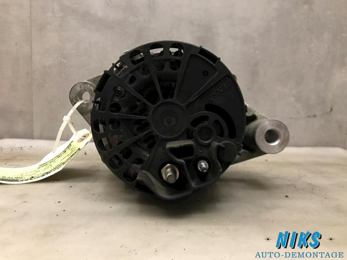 Dynamo van een Alfa Romeo 159 Sportwagon (939BX) 1.9 JTDm 16V 2007