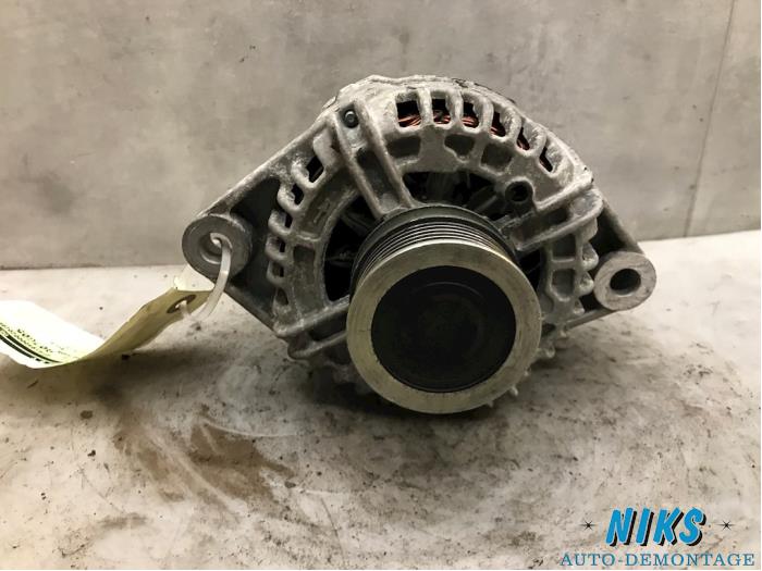 Dynamo van een Fiat Croma 2006