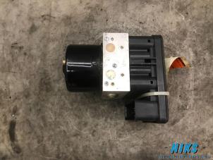 Gebruikte ABS Pomp BMW 3 serie Compact (E46/5) 318ti 16V Prijs op aanvraag aangeboden door Niks autodemontage