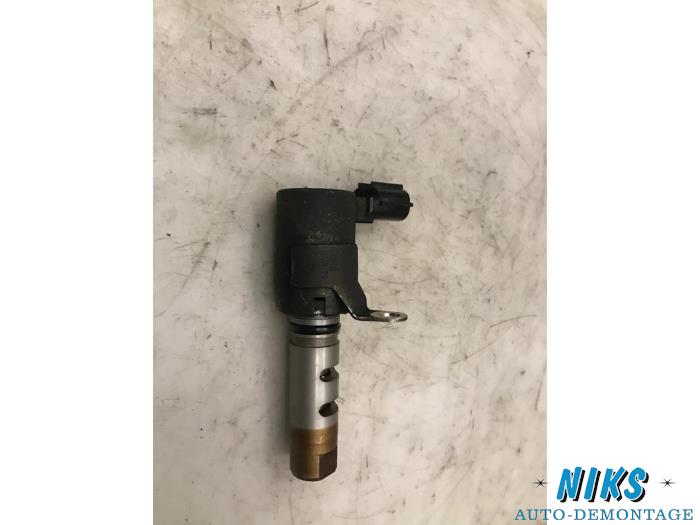 Nokkenas Sensor van een Mazda 3 (BK12) 1.6i 16V 2004