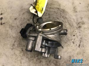 Gebruikte Gasklephuis BMW 5 serie (E39) 528i 24V Prijs op aanvraag aangeboden door Niks autodemontage