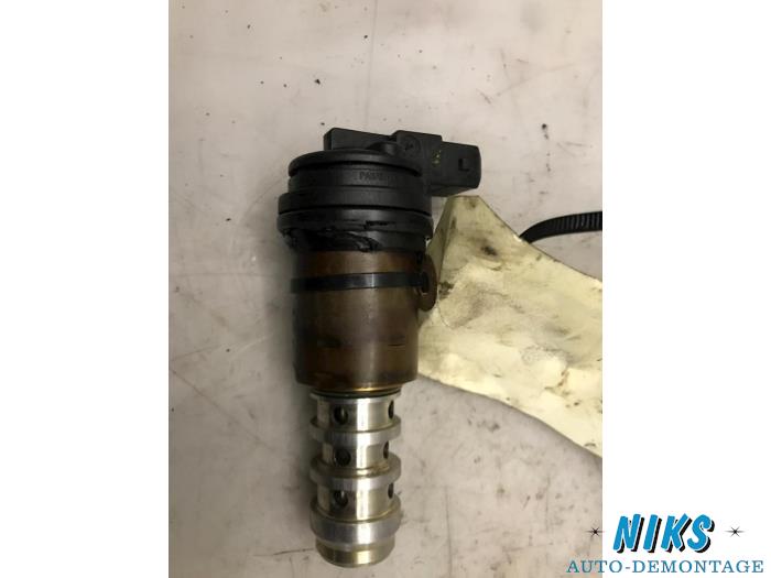 Gebruikte Nokkenas Sensor BMW 3 serie Compact (E46/5) 318ti 16V Prijs op aanvraag aangeboden door Niks autodemontage