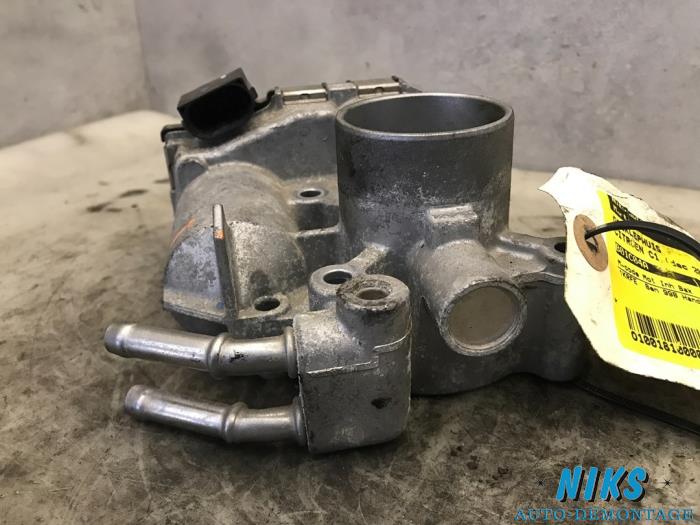 Gasklephuis van een Citroen C1 2010