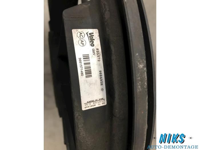 Airco Koelvin van een Citroën C4 Grand Picasso (UA) 1.6 16V VTi 2009