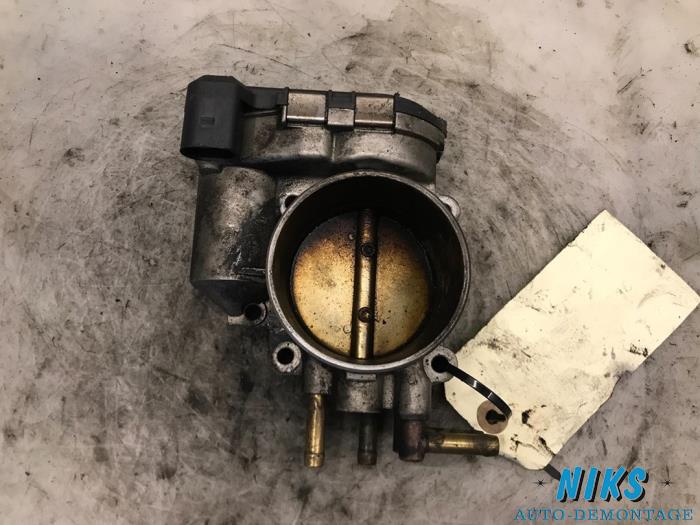 Gebruikte Gasklephuis Audi A6 Avant (C5) 2.4 V6 30V Prijs op aanvraag aangeboden door Niks autodemontage