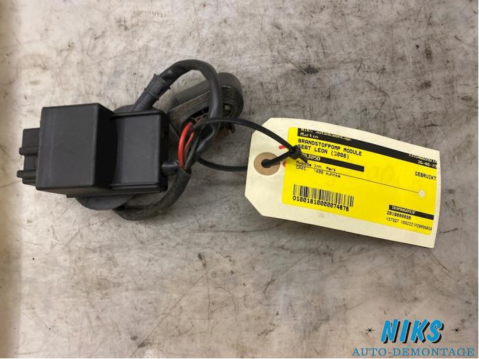 Gebruikte Brandstofpomp module Seat Leon (1P1) 1.4 TSI 16V Prijs op aanvraag aangeboden door Niks autodemontage