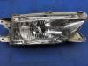 Koplamp links van een Mazda 626 (GF12), 1997 / 2002 2.0i 16V GLX, Sedan, 4Dr, Benzine, 1.991cc, 85kW (116pk), FWD, FS, 1997-09 / 2002-05, GF12F 2000
