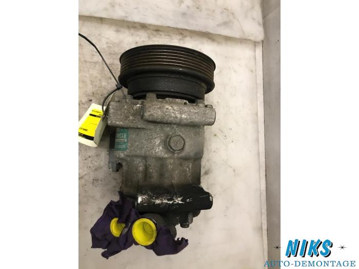 Gebruikte Aircopomp Renault Modus/Grand Modus (JP) 1.6 16V Prijs op aanvraag aangeboden door Niks autodemontage