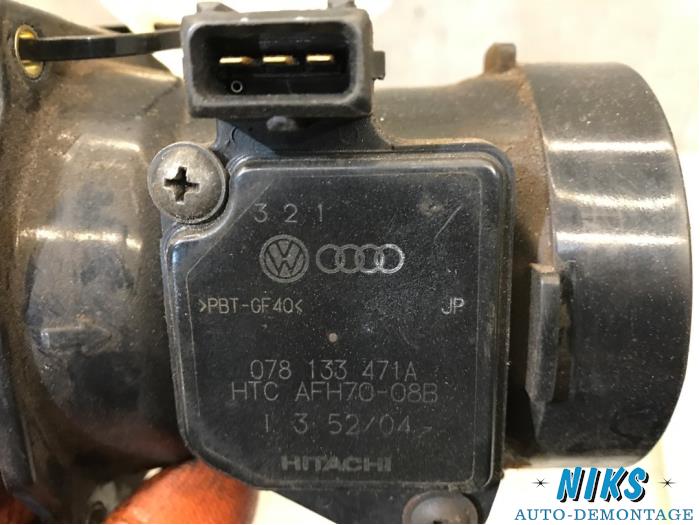 Luchtweger van een Audi A6 Quattro (C5) 2.8 V6 30V 1997