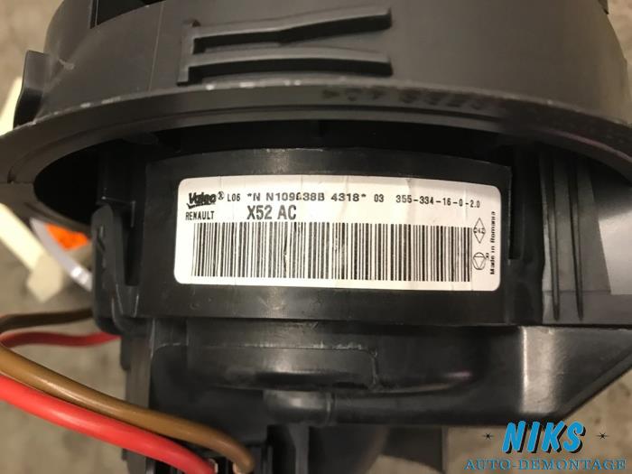 Kachel Ventilatiemotor van een Dacia Logan MCV III/Sandero Wagon (SD07) 0.9 TCe 90 12V 2017