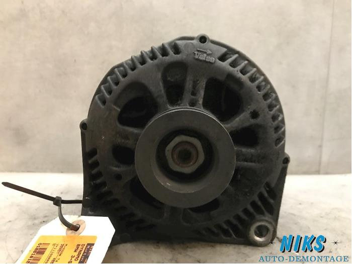Gebruikte Dynamo BMW 3 serie Touring (E46/3) 320d 16V Prijs op aanvraag aangeboden door Niks autodemontage