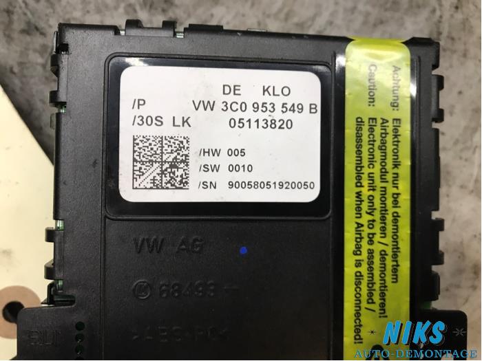 Module (diversen) van een Volkswagen Passat Variant (3C5) 1.6 FSI 16V 2007