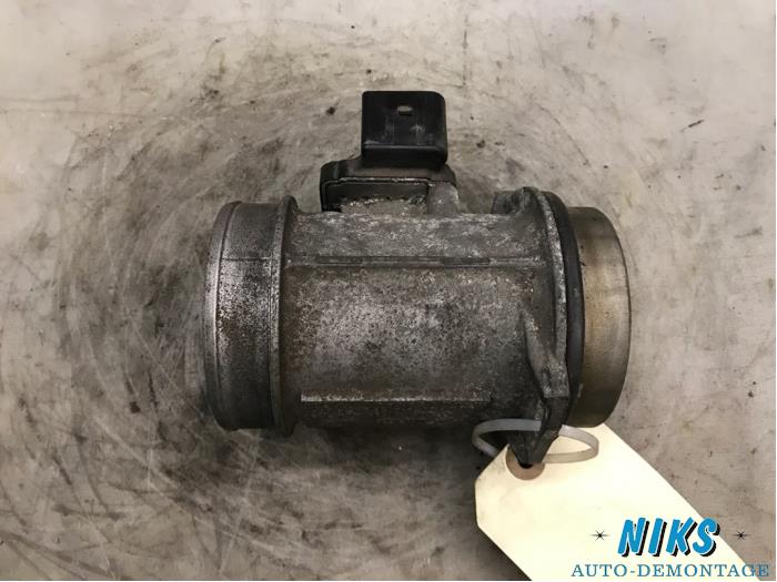 Gebruikte Luchtweger Audi A6 Avant (C5) 2.5 TDI V6 24V Prijs op aanvraag aangeboden door Niks autodemontage