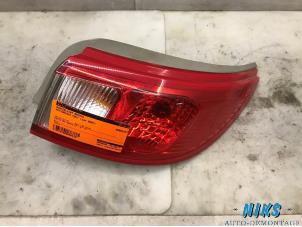 Gebruikte Achterlicht rechts Mitsubishi Colt CZC 1.5 16V Prijs op aanvraag aangeboden door Niks autodemontage