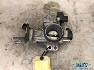 Gebruikte Gasklephuis Toyota Yaris (P1) 1.3 16V VVT-i Prijs op aanvraag aangeboden door Niks autodemontage