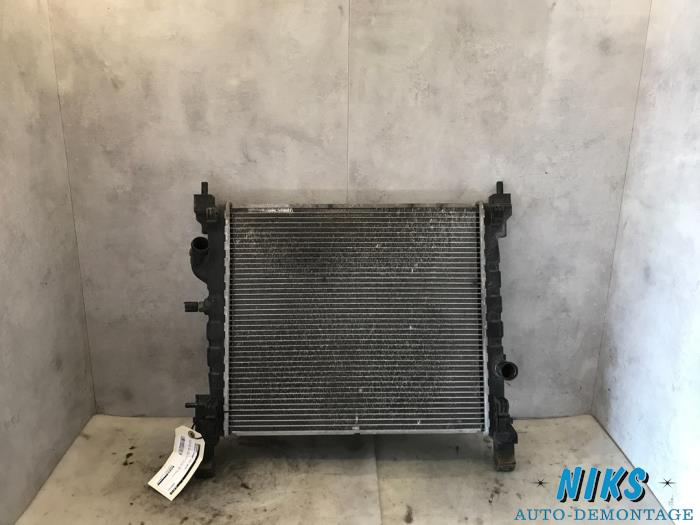 Gebruikte Radiateur Chevrolet Spark 1.2 16V Prijs op aanvraag aangeboden door Niks autodemontage