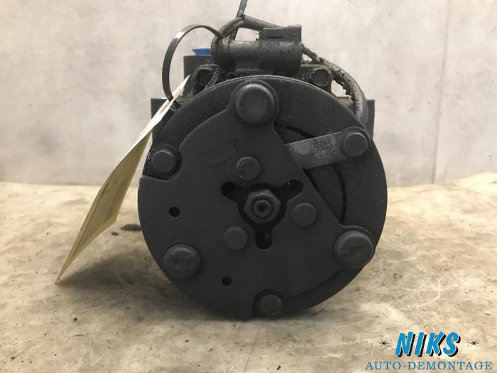 Gebruikte Aircopomp Ford Focus 1 1.8 16V Prijs op aanvraag aangeboden door Niks autodemontage
