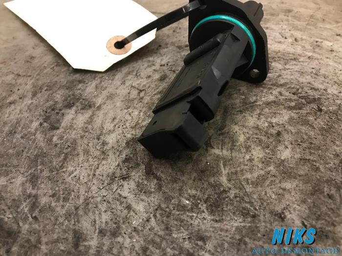 Luchtweger van een Alfa Romeo 159 (939AX) 2.2 JTS 16V 2006