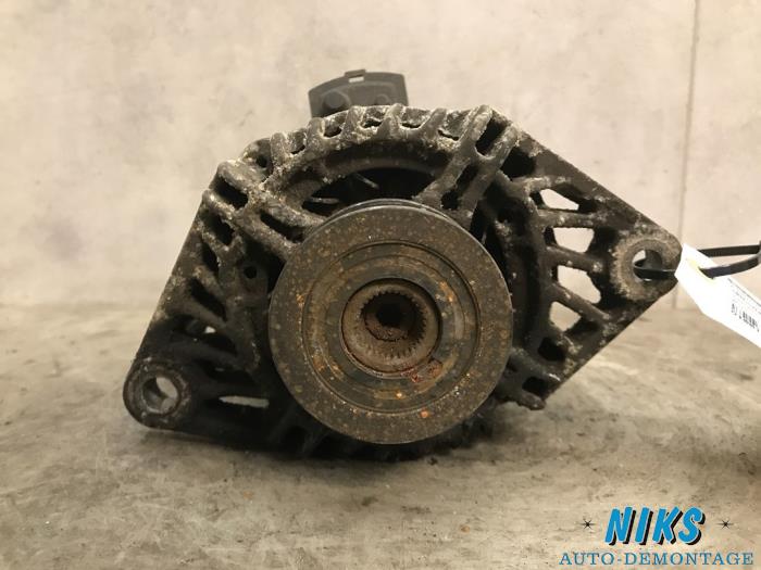Gebruikte Alternator Fiat Doblo (223A/119) 1.9 D Prijs op aanvraag aangeboden door Niks autodemontage