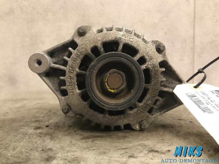 Dynamo van een Opel Astra G Caravan (F35) 1.8 16V 1999