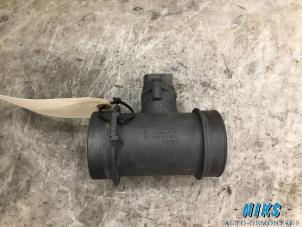 Gebruikte Luchtweger Mercedes Vito (638.1/2) 2.2 CDI 112 16V Prijs op aanvraag aangeboden door Niks autodemontage