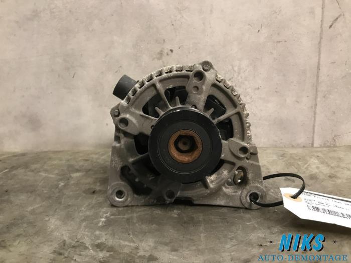 Gebruikte Dynamo Ford Fiesta 6 (JA8) 1.0 SCI 12V 80 Prijs op aanvraag aangeboden door Niks autodemontage