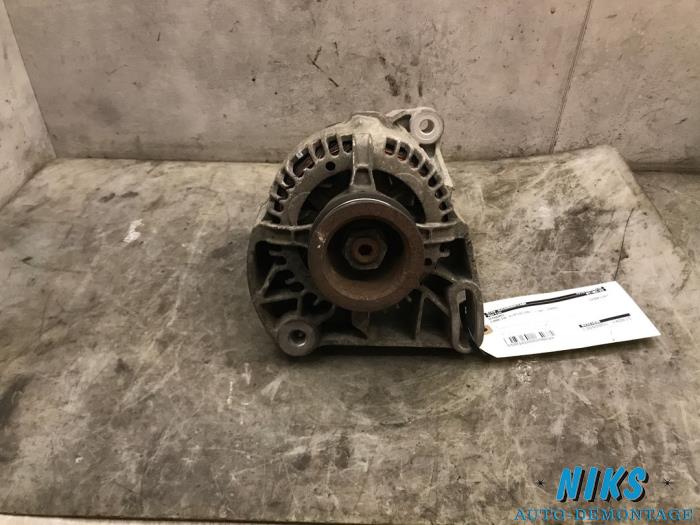 Gebruikte Alternator Lancia Ypsilon (840) 1.2 LS,LX 16V Prijs op aanvraag aangeboden door Niks autodemontage