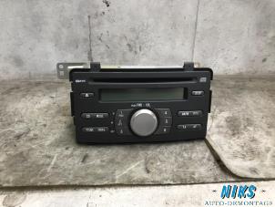 Gebruikte Radio Daihatsu Cuore (L251/271/276) 1.0 12V DVVT Prijs op aanvraag aangeboden door Niks autodemontage