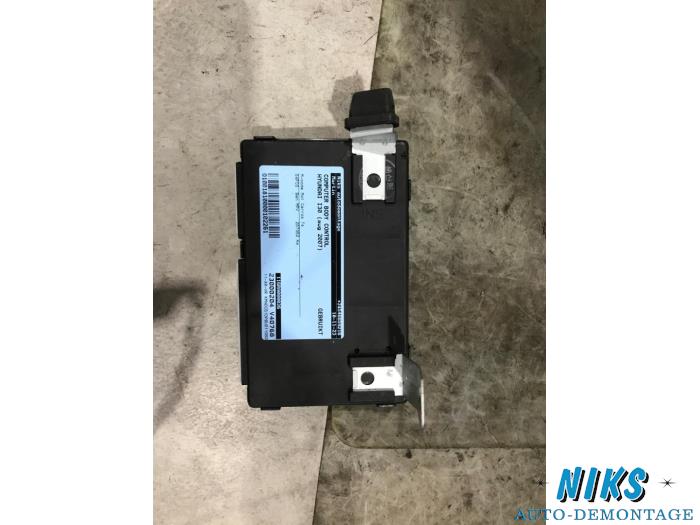 Gebruikte Module Bodycontrol Hyundai i30 (FD) 1.6 CVVT 16V Prijs op aanvraag aangeboden door Niks autodemontage