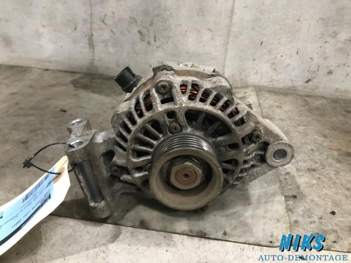 Gebruikte Dynamo Ford Fiesta 4 1.25 16V Prijs op aanvraag aangeboden door Niks autodemontage