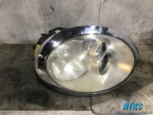 Gebruikte Koplamp links BMW Mini One/Cooper (R50) 1.6 16V One Prijs op aanvraag aangeboden door Niks autodemontage