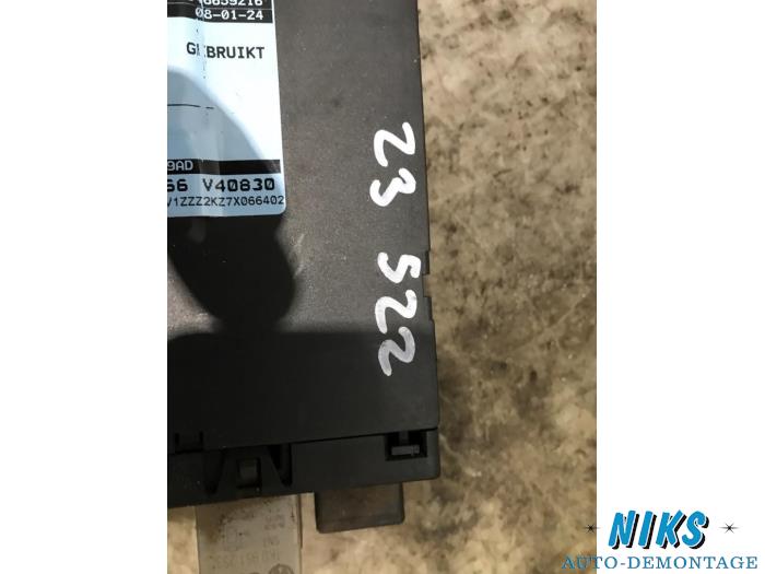 Computer Diversen van een Volkswagen Caddy III (2KA,2KH,2CA,2CH) 1.9 TDI 2007