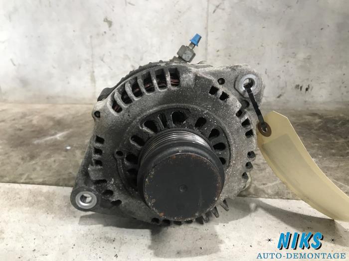 Gebruikte Dynamo Opel Meriva (A) 1.7 CDTI 16V Prijs op aanvraag aangeboden door Niks autodemontage