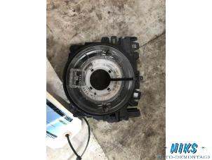 Gebruikte Airbag Klokveer Volkswagen Golf VI (5K1) 1.4 16V Prijs op aanvraag aangeboden door Niks autodemontage