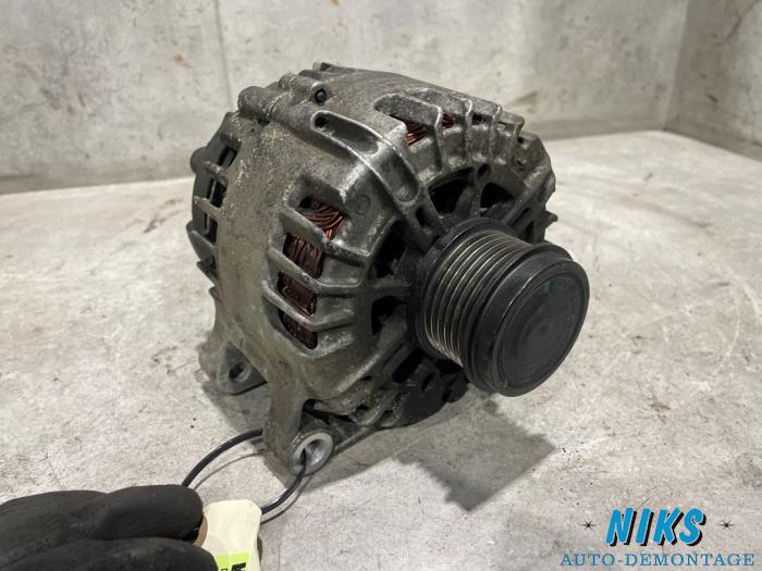 Gebruikte Dynamo Ford Focus 3 1.6 TDCi 115 Prijs op aanvraag aangeboden door Niks autodemontage