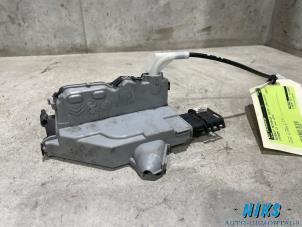 Gebruikte Deurslot Mechaniek 4Deurs links-achter Citroen C3 (SC) 1.2 VTi 82 12V Prijs op aanvraag aangeboden door Niks autodemontage