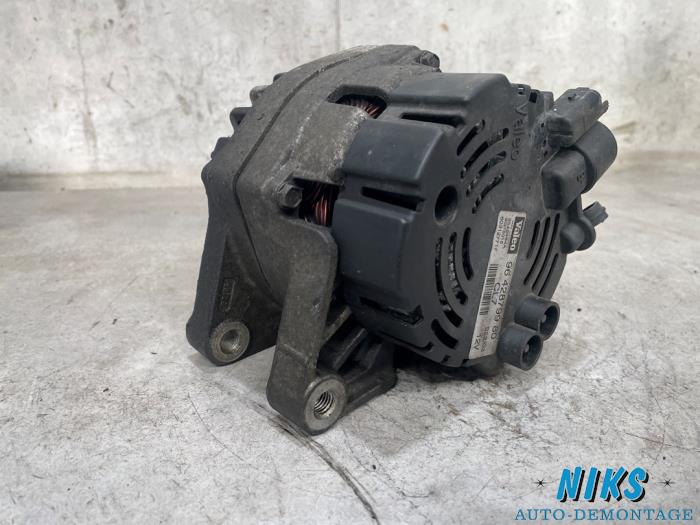 Dynamo van een Peugeot 206 (2A/C/H/J/S) 1.6 16V 2003