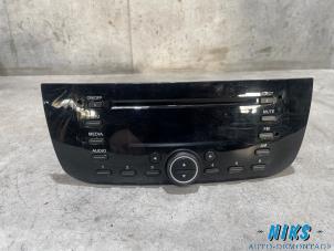 Gebruikte Radio Fiat Punto Evo (199) 1.3 JTD Multijet 85 16V Euro 5 Prijs op aanvraag aangeboden door Niks autodemontage