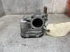Gasklephuis van een Opel Corsa C (F08/68) 1.2 16V 2002