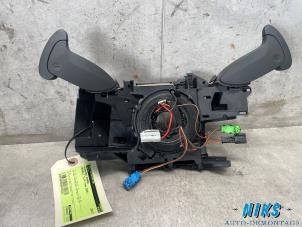 Gebruikte Klokveer Airbag Renault Clio III (BR/CR) 1.2 16V Quickshift 5 Prijs op aanvraag aangeboden door Niks autodemontage