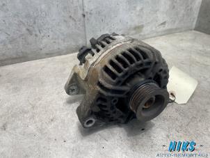 Gebruikte Dynamo Opel Corsa D 1.4 16V Twinport Prijs op aanvraag aangeboden door Niks autodemontage