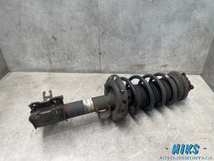 Gebruikte Schokdemperpoot links-voor Opel Astra H (L48) 1.8 16V Prijs op aanvraag aangeboden door Niks autodemontage