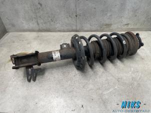 Gebruikte Mac Phersonpoot rechts-voor Opel Astra H (L48) 1.8 16V Prijs op aanvraag aangeboden door Niks autodemontage